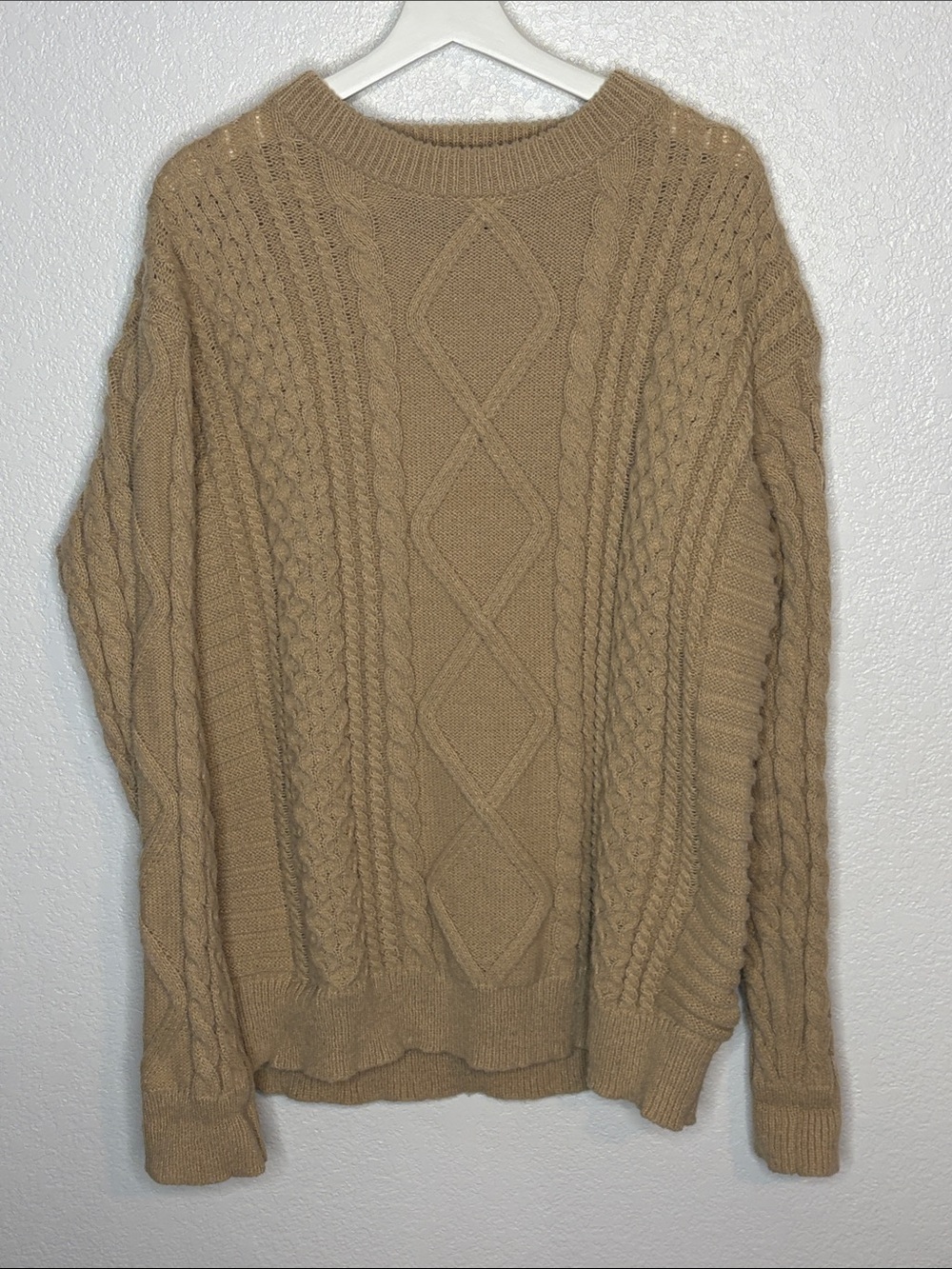 AElfric Eden Tan Cable Knit Fisherman’s Crew Sweater Size XL Timeless Classic